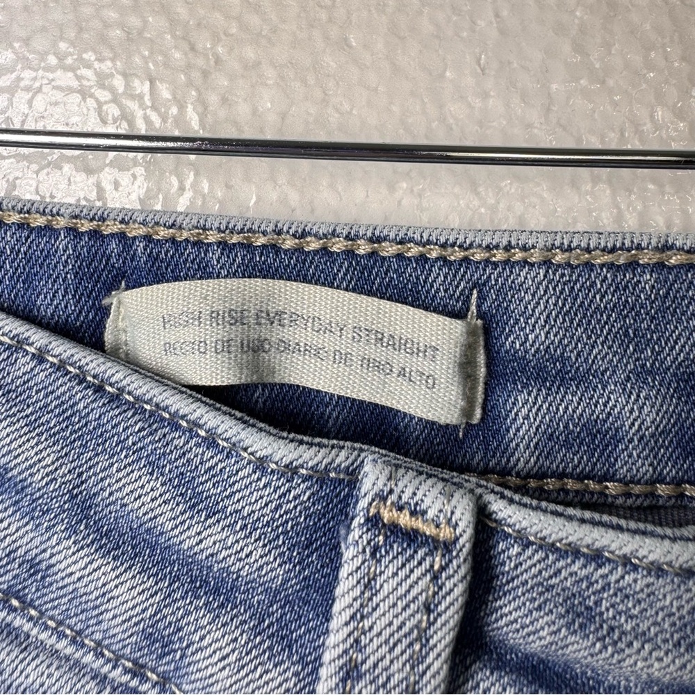 Universal Thread high rise everyday straight jeans size 8 - Picture 3 of 6